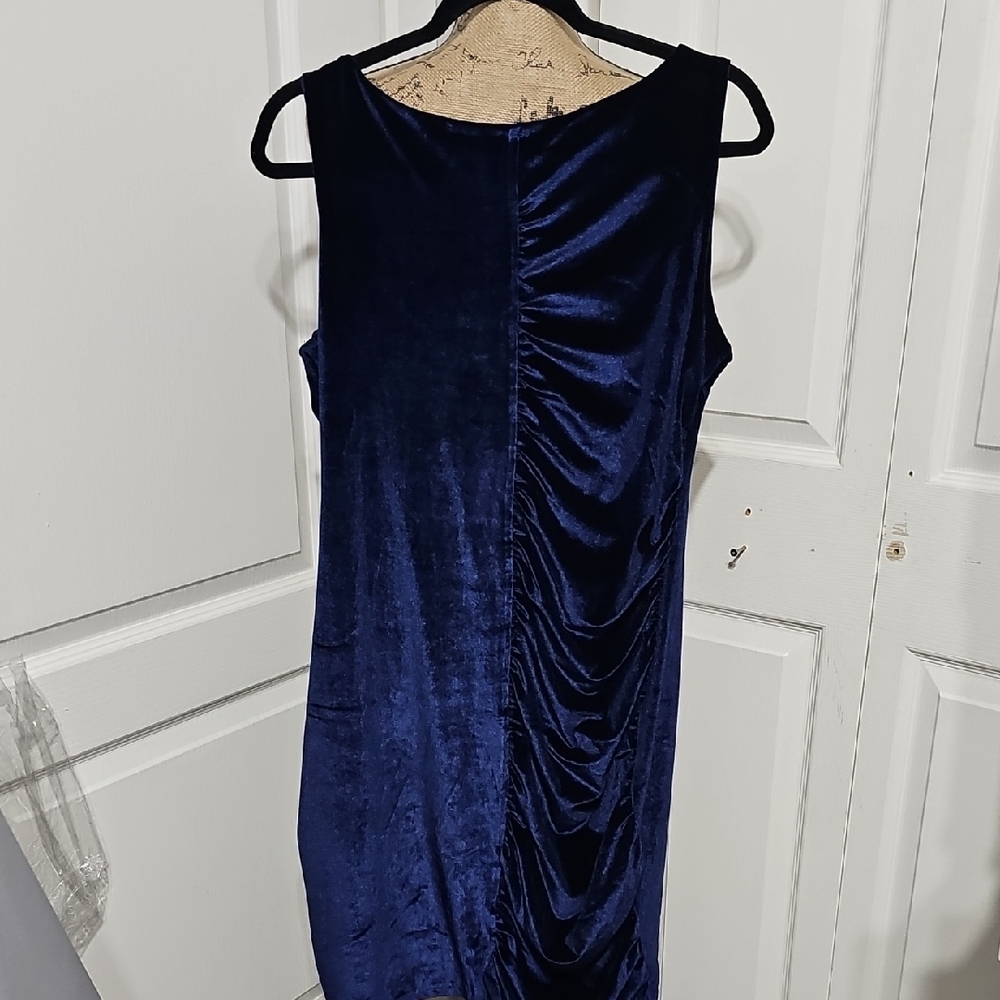 Nwot Elegant Navy Velvet Dress #7